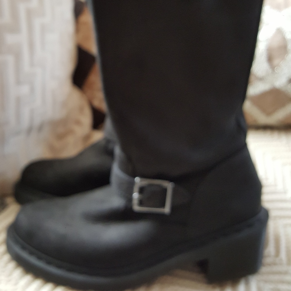 Doc Marten moto boots